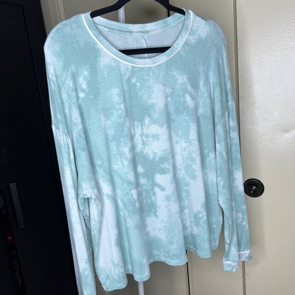 Green Tie-Dye Long Sleeve Shirt Size L